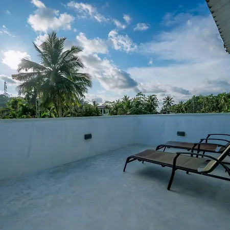 Sixth Sense Hostel Unawatuna Exterior photo